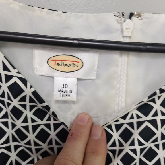 Talbot black and white checked sleeveless V-neck dress Matching Waist Tie 10 - Picture 2 of 6